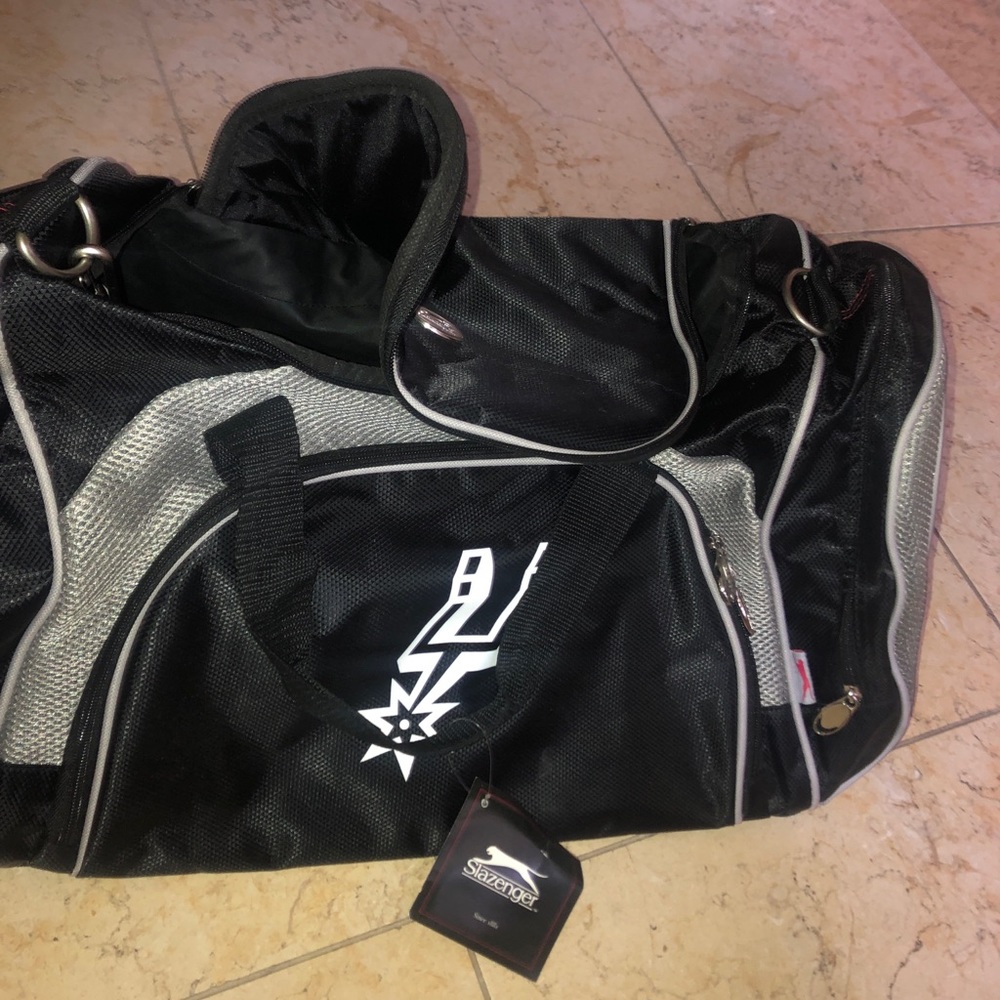 NWT Spurs duffle bag